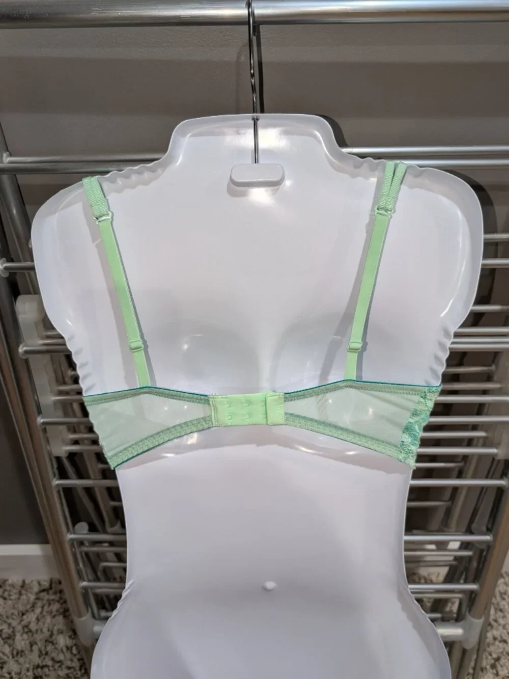 PINK Victoria’s Secret 32DD Mint Green Teal Lace Push Up Bra